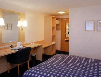 Otel Travelodge 3*