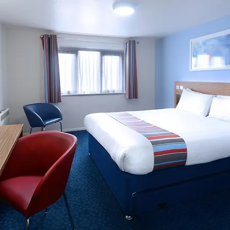 Otel Travelodge 3*