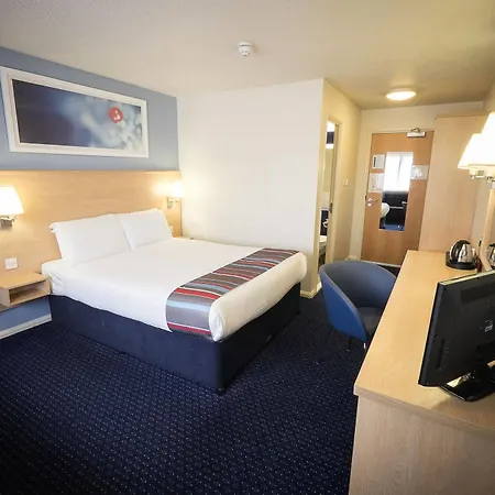Travelodge Otel 3*