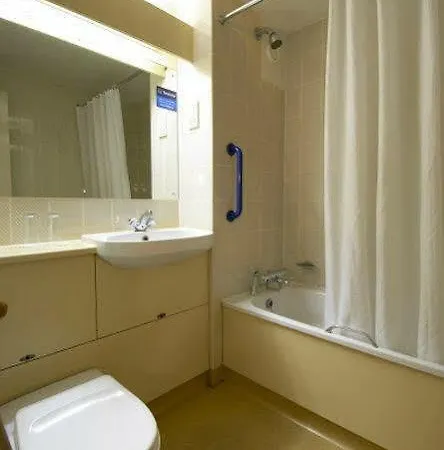 Travelodge Otel